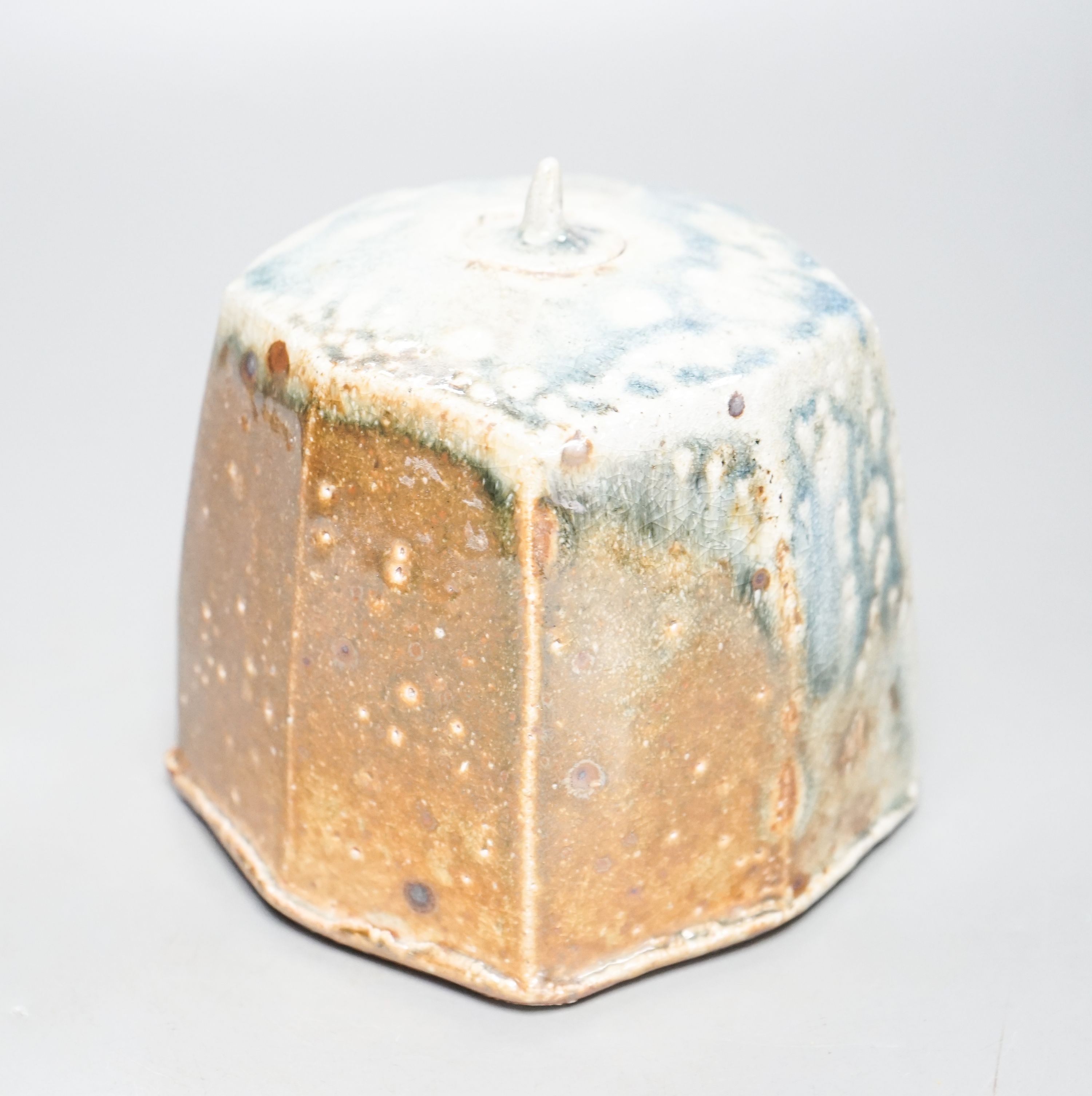 Lisa Hammond (b.1956) for Maze Hill Pottery, a soda glazed jar and cover 13cm